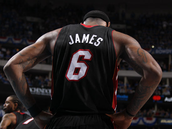 博格自言过早退役很愚蠢，梅总前教练找到下家，李娜出战表演赛（博格称过早退役太愚蠢，梅总前教练另觅东家，李娜将出战表演赛）