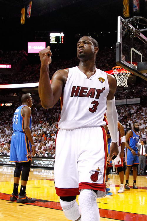 3-0！埃格努出任队长首秀 25分+MVP 领衔米兰女排豪取意甲开门红（3-0开门红！埃格努队长首秀轰25分揽MVP，米兰女排强势起航）