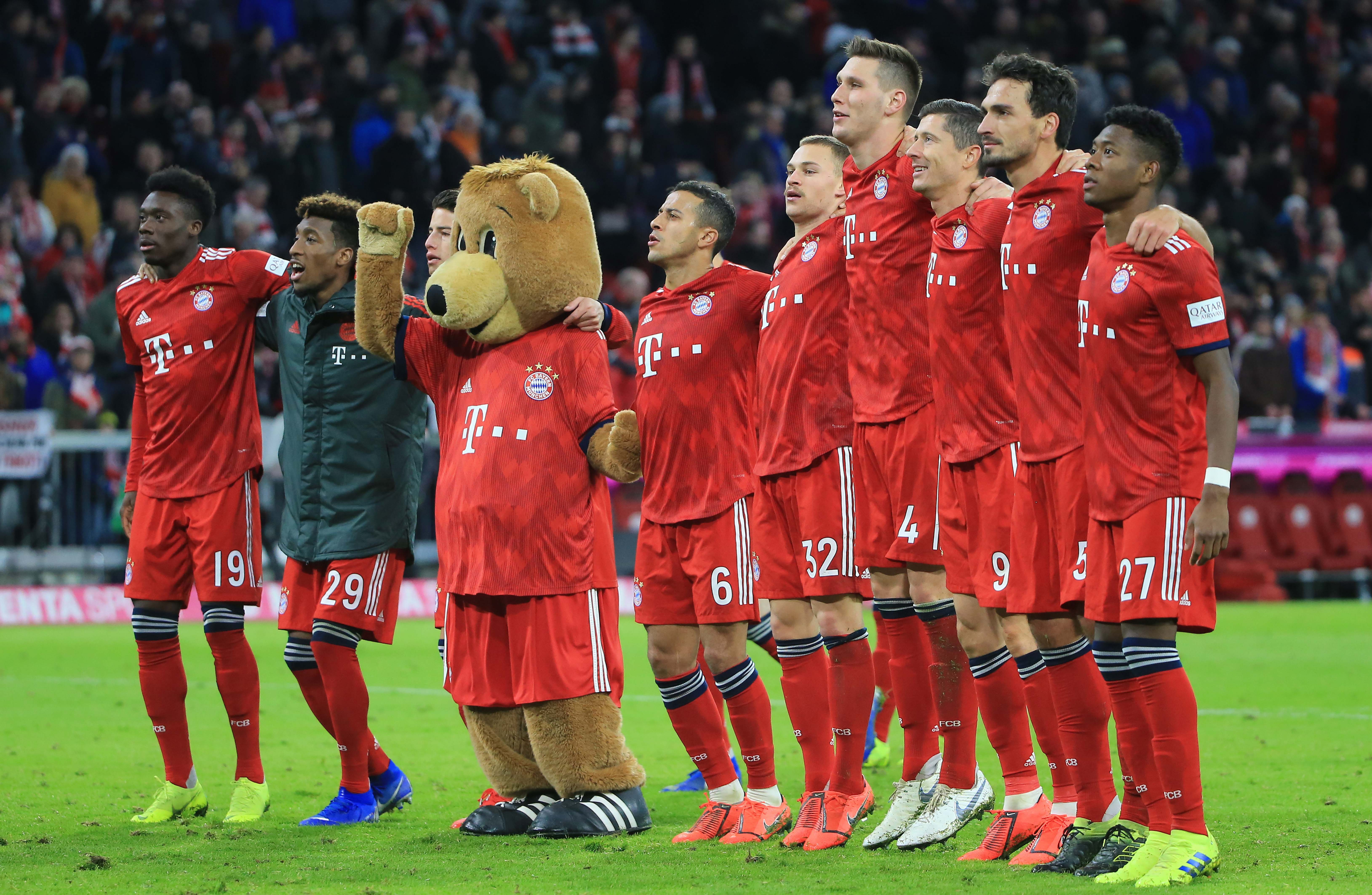 范德芬欧冠长途奔袭一条龙破门当选热刺11月最佳进球，获81%投票背后隐藏的训练秘密！（范德芬欧冠长驱直入一条龙破门斩获热刺11月最佳进球，81%高票背后的训练秘籍曝光）