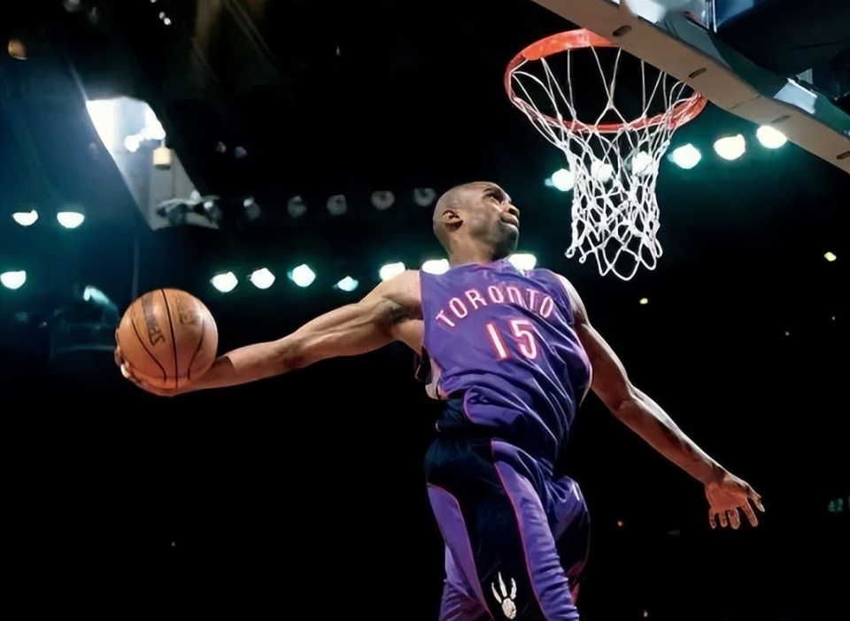 赛季第9周跑动距离：阿门14.5km第1 小贾14.2km第2 CC&弗拉格第3（赛季第9周跑动里程榜：阿门14.5公里第一，小贾14.2公里第二，CC与弗拉格第三）