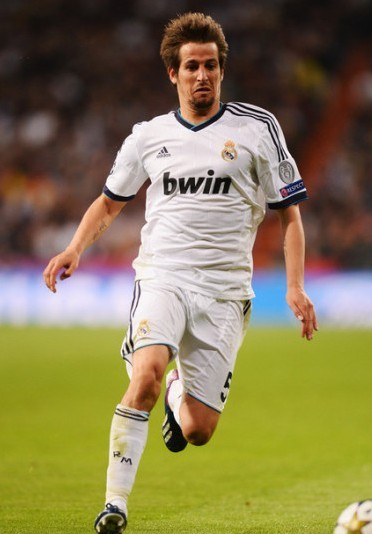 亚冠精英赛：布里兰与江原FC 赛前全方位分析及比分预测（亚冠精英赛前瞻：布里兰对阵江原FC 深度解析与比分预测）