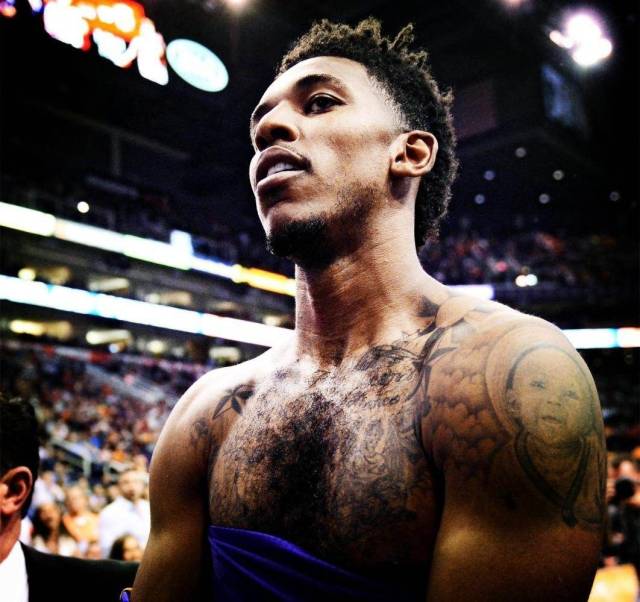 特里：因训练强度大，当年德布劳内、萨拉赫都未能立足切尔西（特里：因训练强度过高，德布劳内和萨拉赫当年难在切尔西立足）